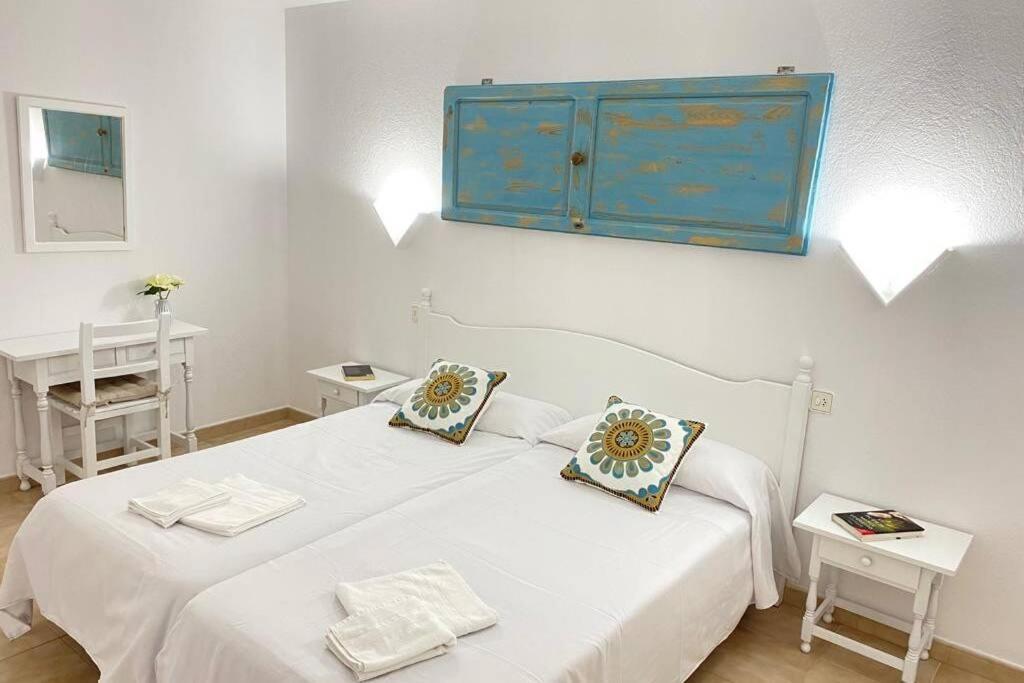 Puertas Al Mar Apartamento Cala'N Blanes  Exterior foto