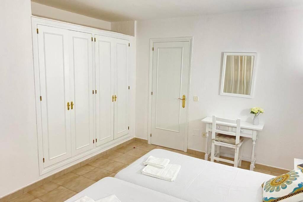 Puertas Al Mar Apartamento Cala'N Blanes  Exterior foto